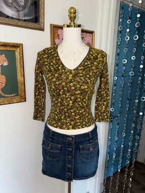 Vintage Y2K Women's V-Neck Floral Fitted Top - Yellow Green